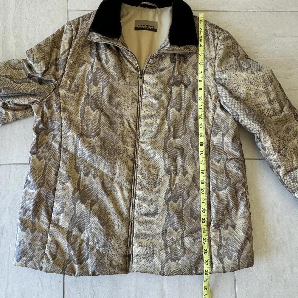Gerry Weber Edition Chic Python Print Jacket Size… - image 7
